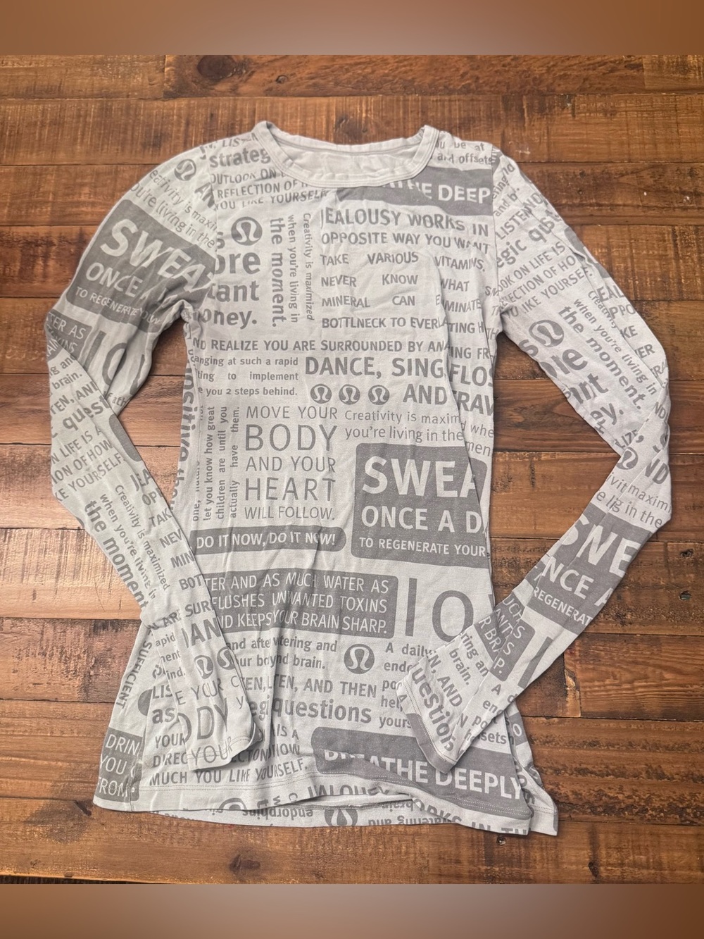 LULU🍋 Manifesto Tee
